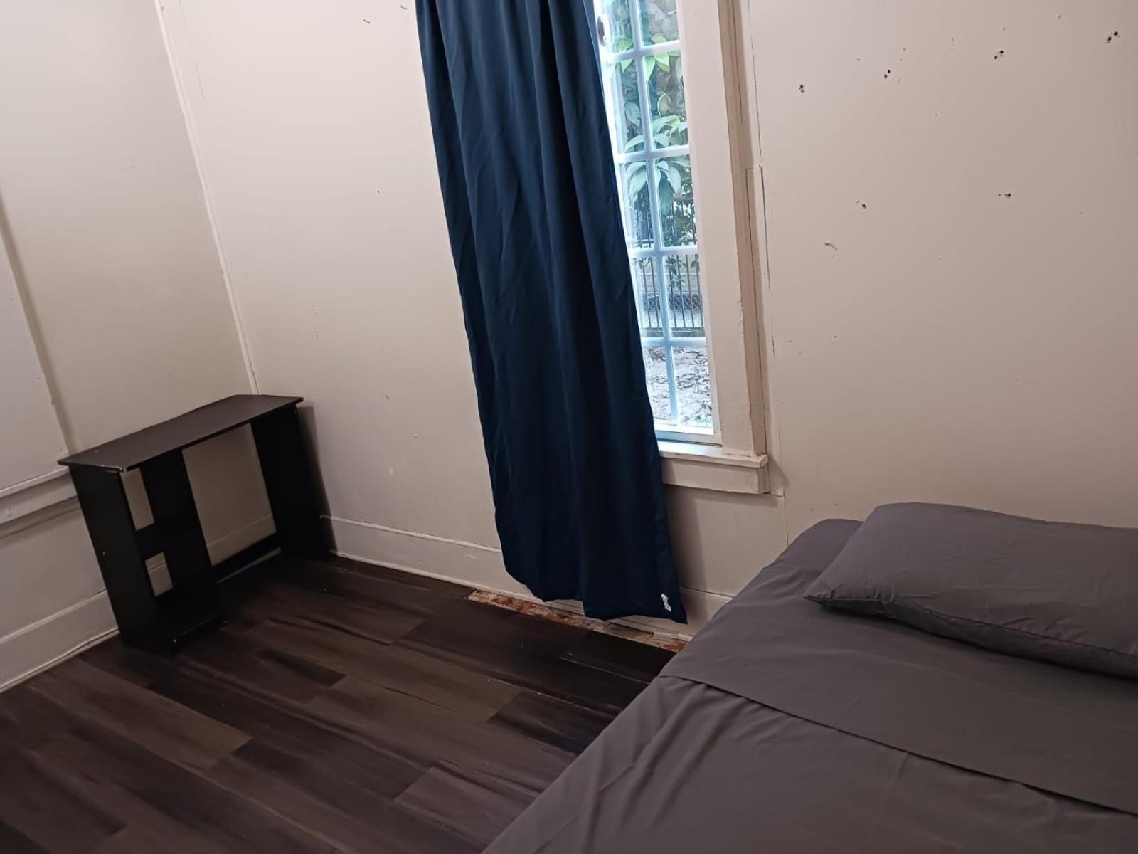 House Downtown Oc Santa Ana Hostel Luaran gambar