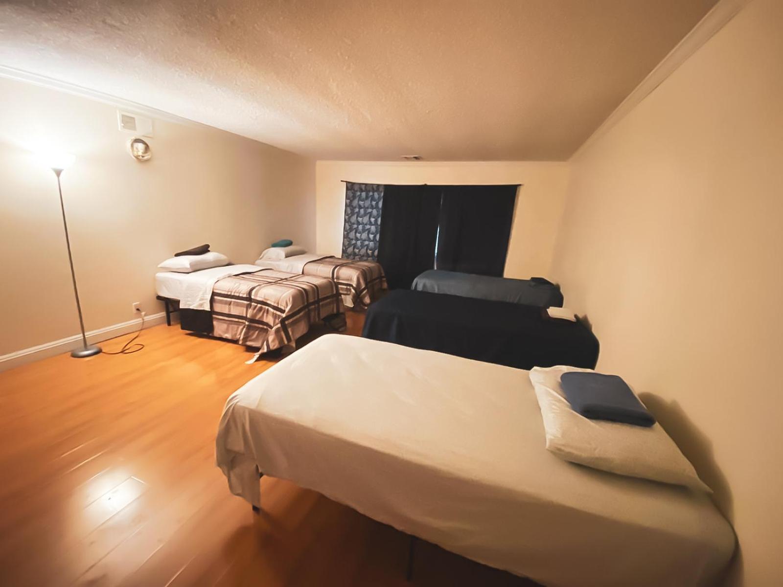 House Downtown Oc Santa Ana Hostel Luaran gambar